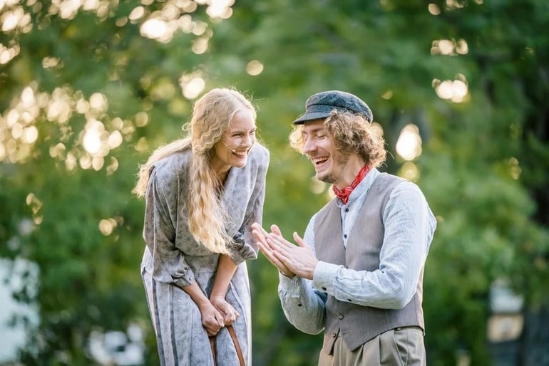 „Üksainumas armastus. Kergelt koletu lugu Kalamajast“ – etenduse pealkiri lubab paljutki ja pettuma ei pea!