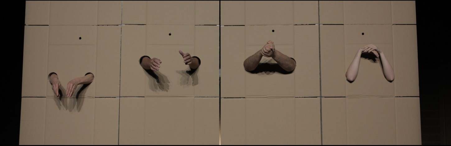 Nowy Teatri (Varssavi) lavastus viipekeeltes: ''One Gesture / Üks viibe'' Kanuti Gildi SAALis